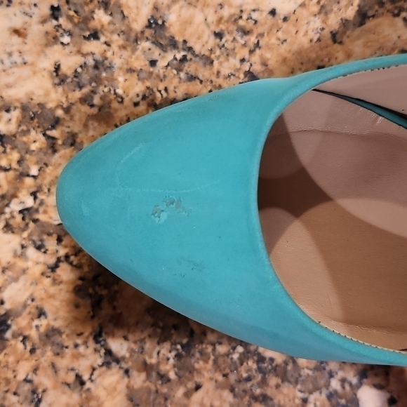 Aqua heels size nine - Picture 4 of 10